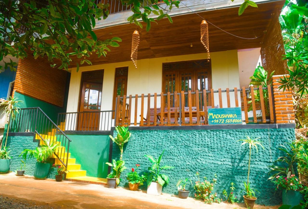 Madushanka Resort Ella Bagian luar foto
